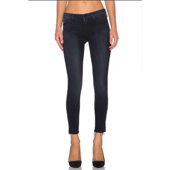 EUC Mother Denim Looker Ankle Fray - 24 waist - Picture 2 of 6